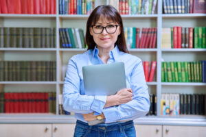 Jak złożyć wniosek o bon na laptopa?